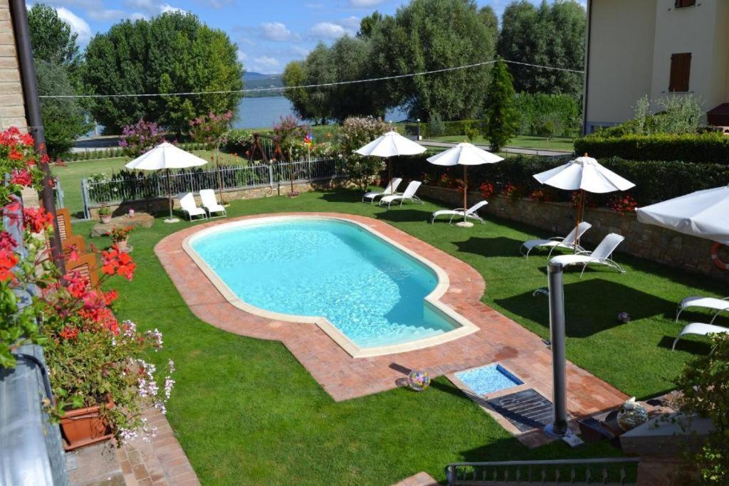 Appartamento Lago Trasimeno - Torricella Pg Exterior foto